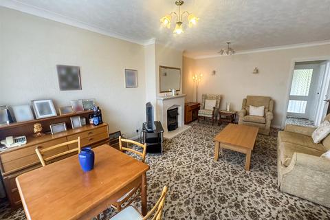 3 bedroom semi-detached bungalow for sale, Abingdon Road, Maidstone ME16