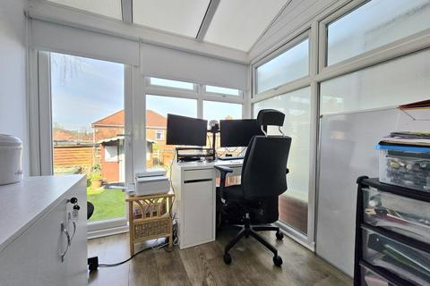3 bedroom semi-detached house for sale, Redesdale Gardens, Gateshead NE11