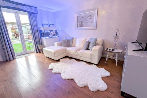 2 bedroom terraced house for sale, Cherry Avenue, Cumbernauld G67