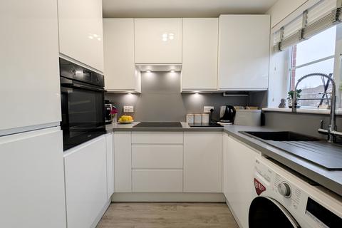 2 bedroom terraced house for sale, Cherry Avenue, Cumbernauld G67