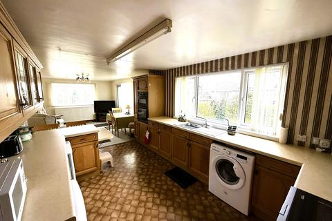 4 bedroom semi-detached house for sale, Prospect Place, Llanbadarn Fawr SY23