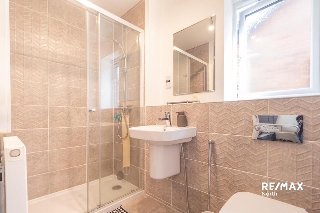 Ensuite