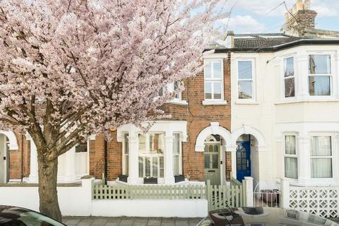 Ground Floor Flat, 19 Steerforth Street, London, SW18 4HH