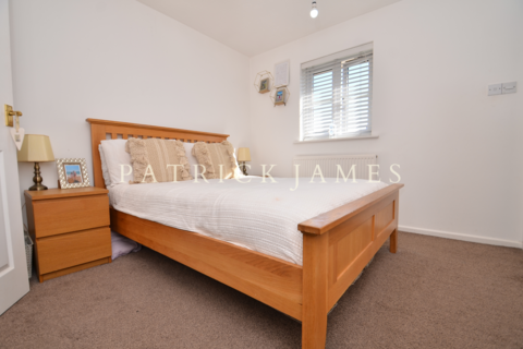 3 bedroom end of terrace house for sale, Clacton On Sea, Essex