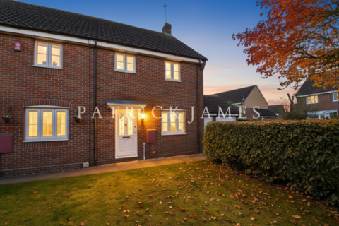 3 bedroom end of terrace house for sale, Clacton On Sea, Essex