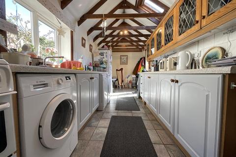40 Castlegate, East Ayton, Scarborough, YO13 9EJ