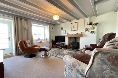 40 Castlegate, East Ayton, Scarborough, YO13 9EJ