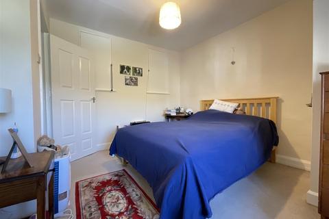 40 Castlegate, East Ayton, Scarborough, YO13 9EJ