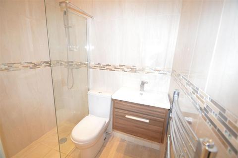 2 bedroom property to rent, Wellington Buildings, Wellington Way, E3