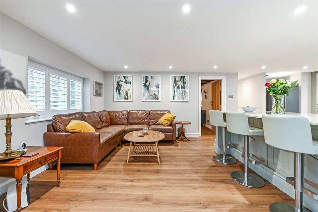 Kitchen/Dining/Livng