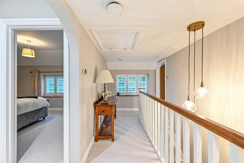 80 Bowes Hill, Rowland's Castle, PO9 6BS