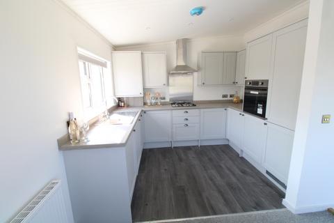 2 bedroom park home for sale, Lound, Lincolnshire, PE10