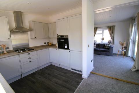 2 bedroom park home for sale, Lound, Lincolnshire, PE10