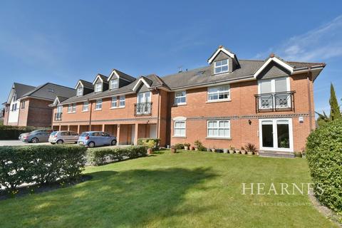 2 bedroom flat for sale, Wimborne Road East, Ferndown, BH22