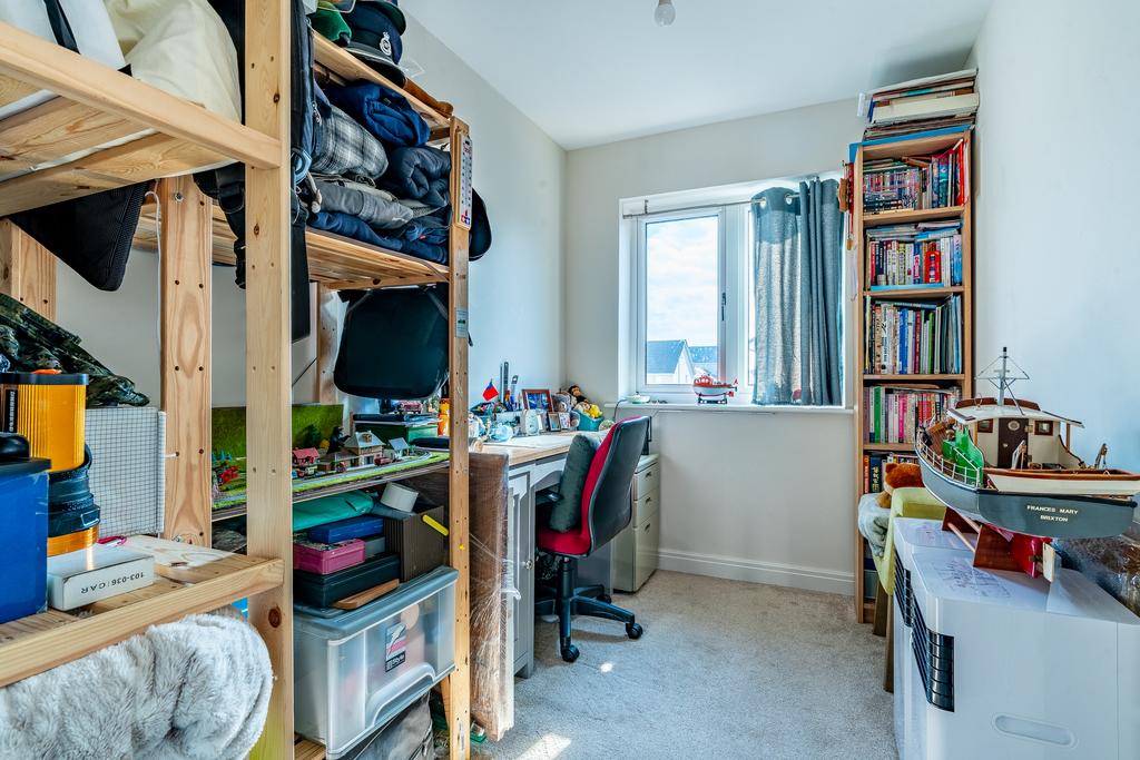 Photo 16