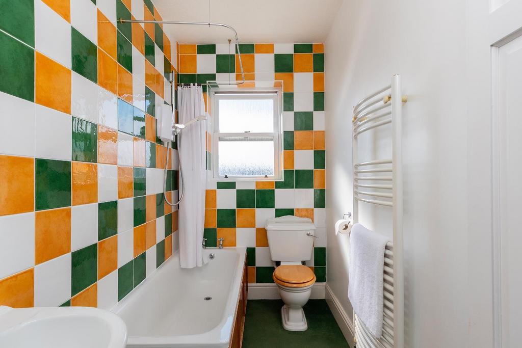 7 F2 R1 RD - Bathroom C.jpg