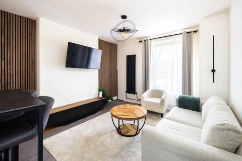 1 bedroom flat to rent - Browne House, Deptford Church Street, London, SE8
