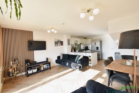 99 Fortibus Road, Exeter, EX2 7SU
