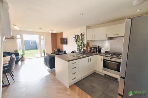 99 Fortibus Road, Exeter, EX2 7SU
