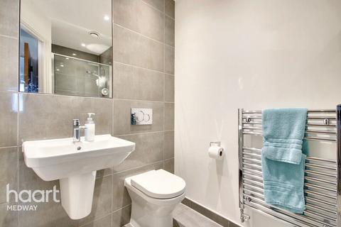 19 Ashfield Close, Snodland, ME6 5FN