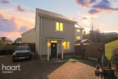 19 Ashfield Close, Snodland, ME6 5FN