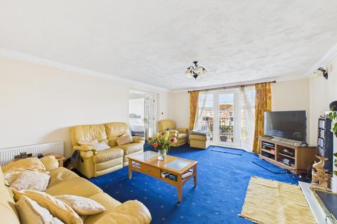 2 bedroom apartment for sale, The Lodge, Dunlin Drive, Lytham St. Annes, FY8