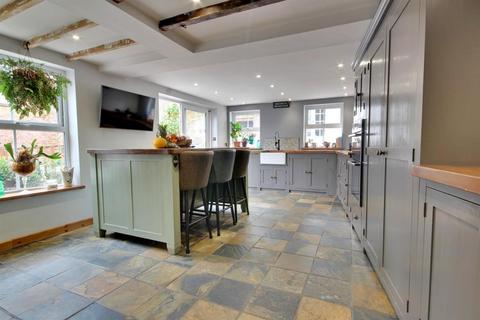 undefined, West End, Walkington