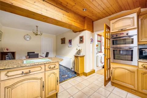 3 bedroom detached bungalow for sale, Swallow Hill, Batley