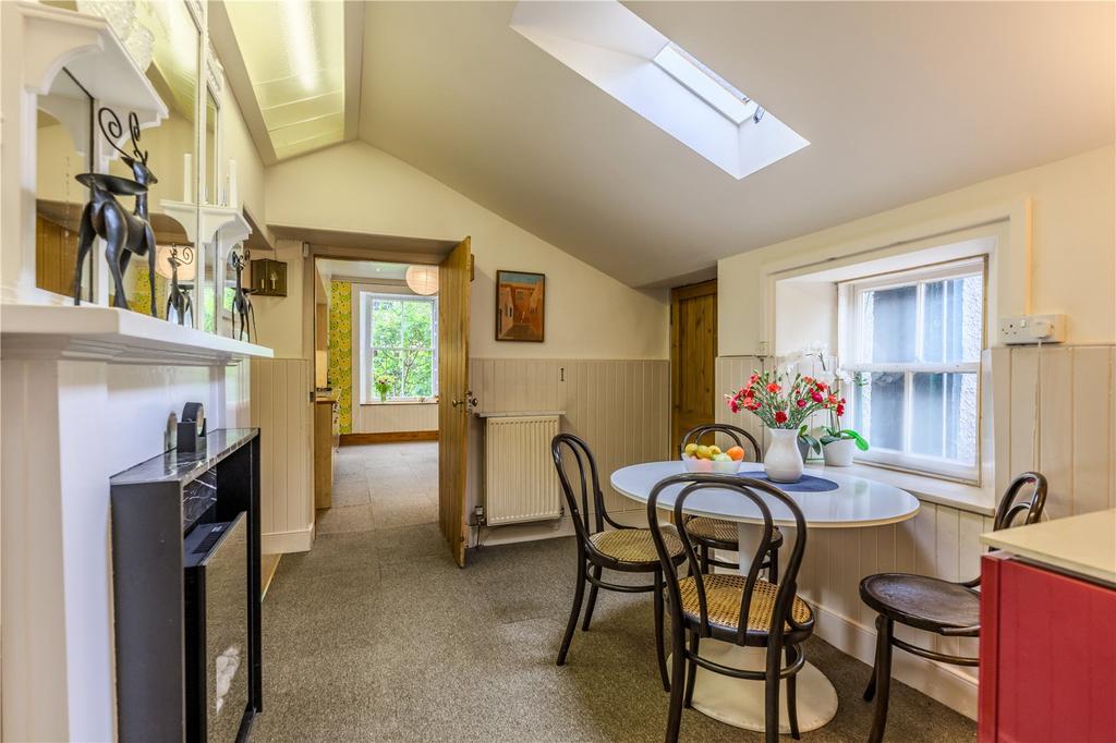 Breakfast Room