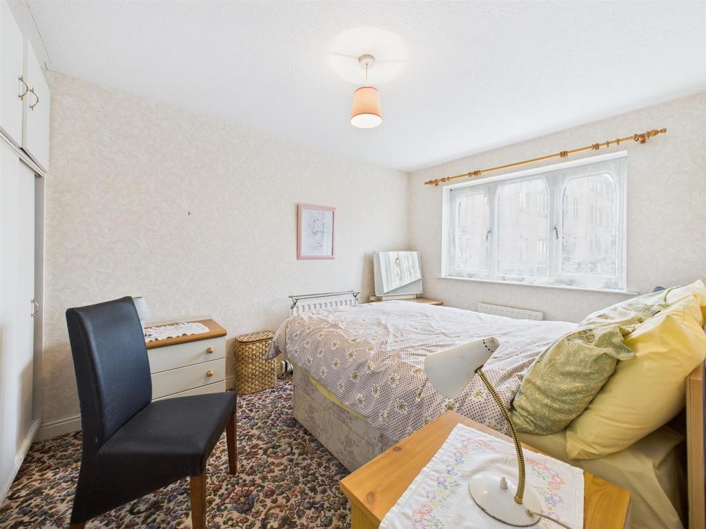 Bedroom: