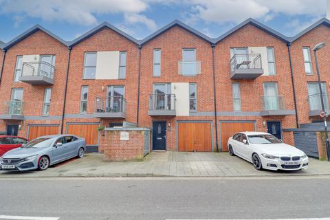 9 Oswald Road, Southampton, SO19 9SQ