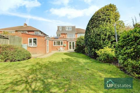 136 Kenpas Highway, Green Lane, Coventry, CV3 6PA