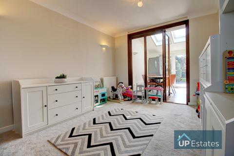 136 Kenpas Highway, Green Lane, Coventry, CV3 6PA