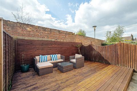2 bedroom apartment to rent, Deacon Road, London, NW2