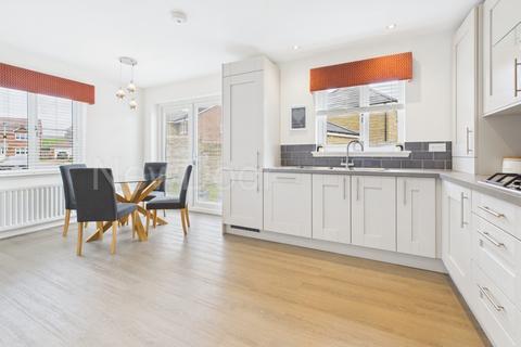 3 bedroom detached house for sale, Birchtree Road, Bishopton, PA7