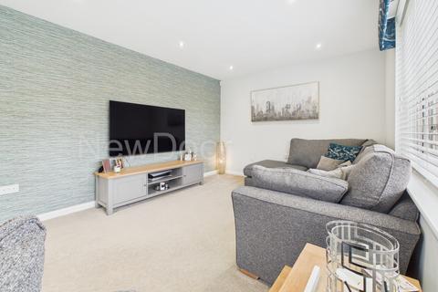 3 bedroom detached house for sale, Birchtree Road, Bishopton, PA7
