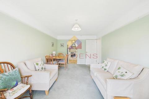 1 bedroom flat for sale, The Dell, Colchester CO1