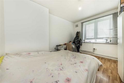 2 bedroom flat for sale, Hanbury Street, London E1