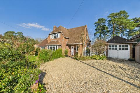 3 bedroom detached house for sale, Beech Ride, Sandhurst, Berkshire, GU47