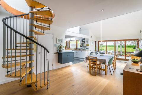 5 bedroom detached house for sale, Smugglers Lane, Bosham, Chichester, West Sussex, PO18