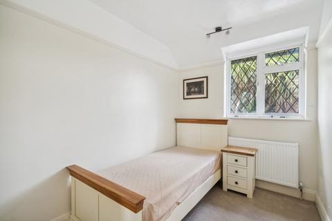 47 Orchard Drive, Uxbridge, UB8 3AF