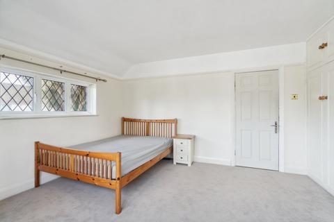 47 Orchard Drive, Uxbridge, UB8 3AF