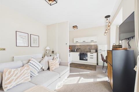 1 bedroom flat for sale, St. James Place, Ilfracombe EX34