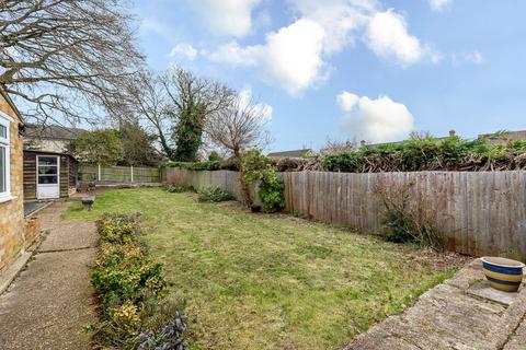 17 Raglan Court, South Croydon, CR2 6NT