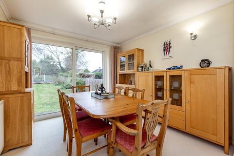17 Raglan Court, South Croydon, CR2 6NT
