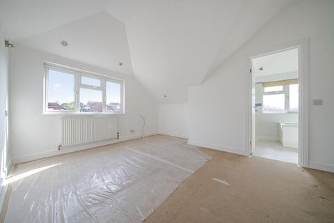 29 Main Road, Hextable, Swanley, BR8 7RB