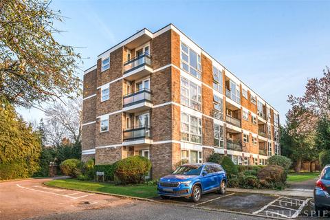 8 Woburn, London, W13 8DS