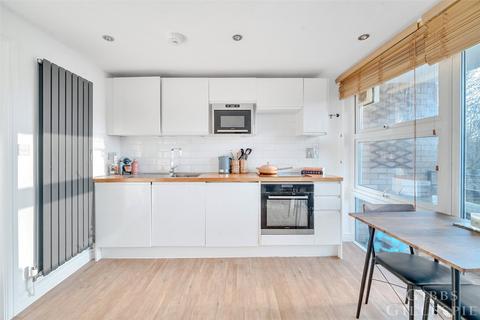 8 Woburn, London, W13 8DS