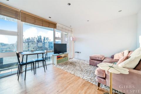 8 Woburn, London, W13 8DS