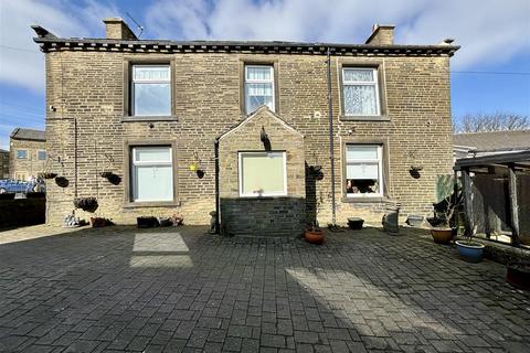 3 bedroom detached house for sale, Albert Road, Bradford BD13